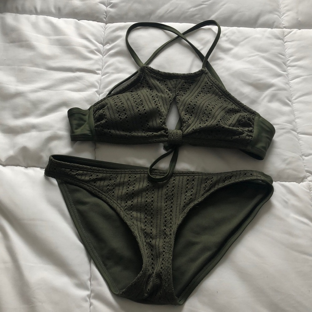 Women’s Bikini